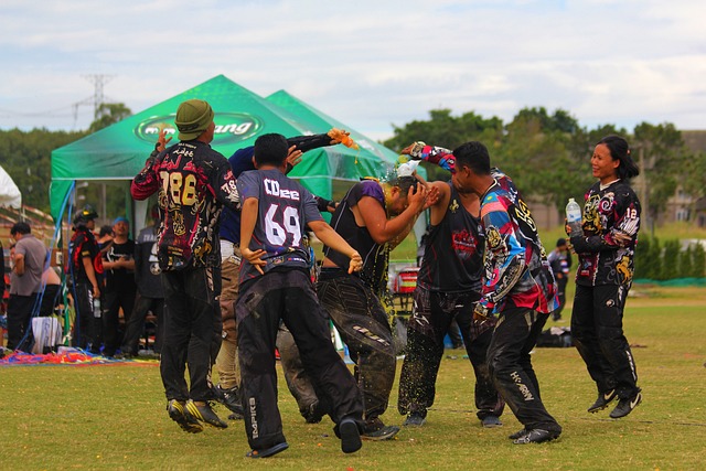 够在绿茵场 够在绿茵场